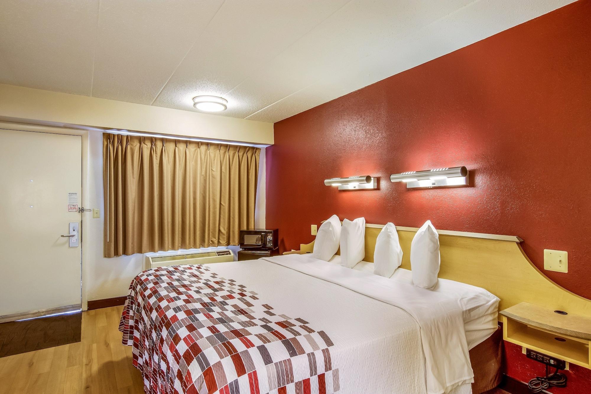 Motel Red Roof Detroit - Plymouth/canton 2*